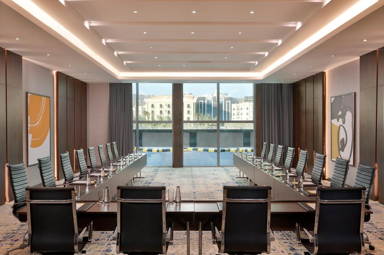 Voco Al Khobar By Ihg Exterior foto Meeting room